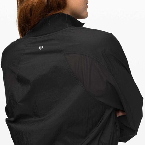 Lululemon Serve It Jacket black size 4 - Picture 3 of 5